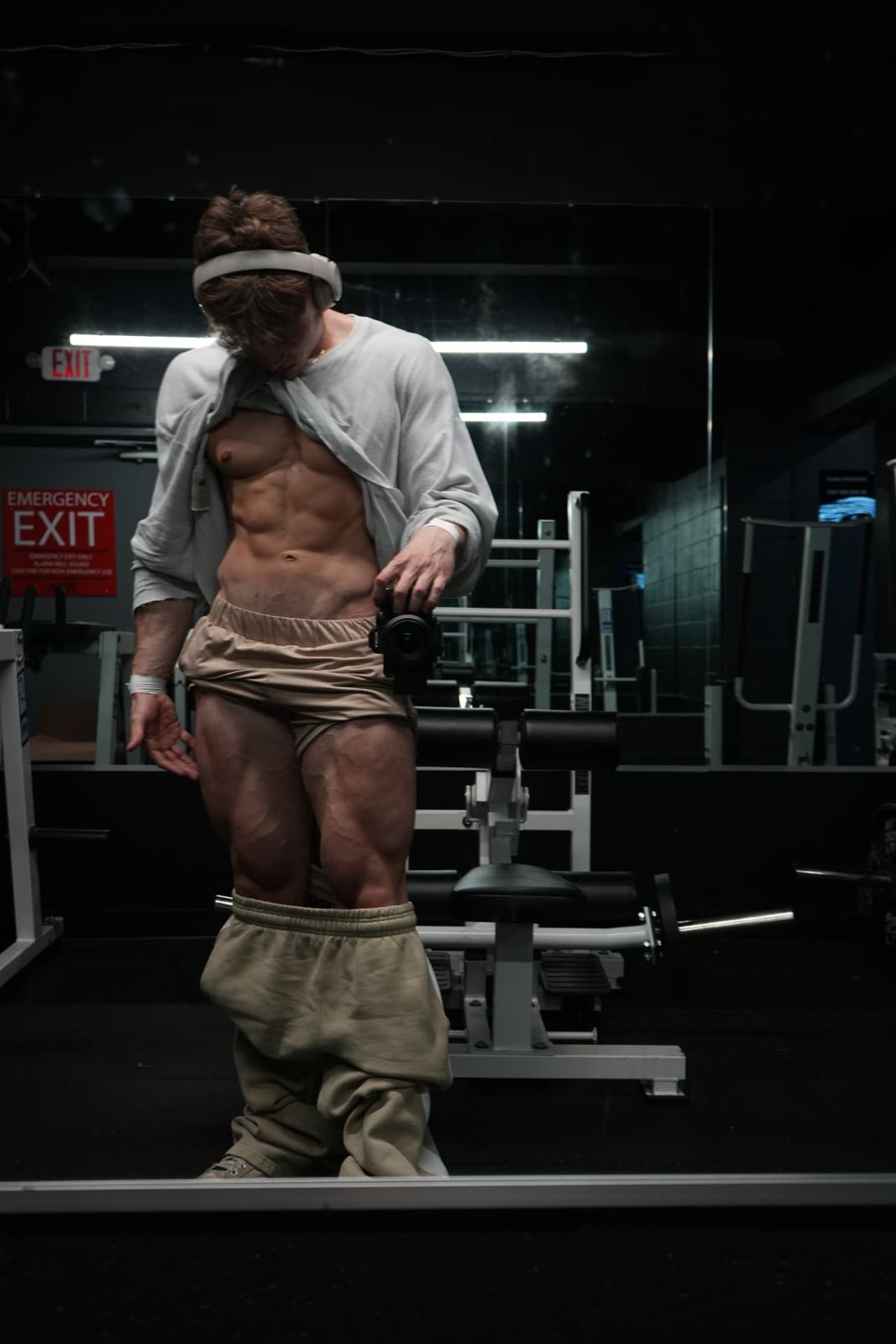 Aaron Smith today, lean and muscular